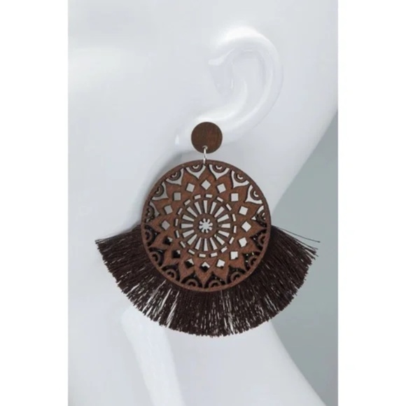 Brown Rustic Natural Wood Filigree Round Tassel Boho Bohemian Dangle Earrings - Picture 3 of 4